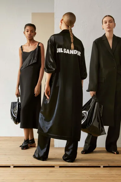 Look 24